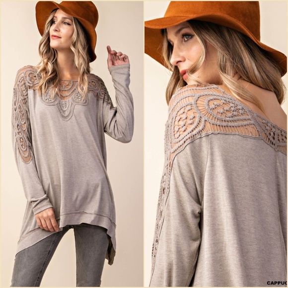 Des Feli Tops - Crochet Jersey Top With Shark Bite Ends